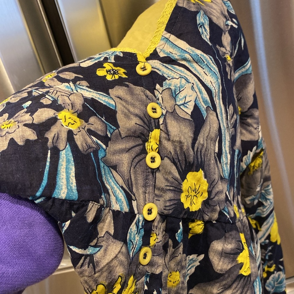 NWT Gracila Top 2XL Floral Navy Blue? Yellow? - Picture 13 of 14